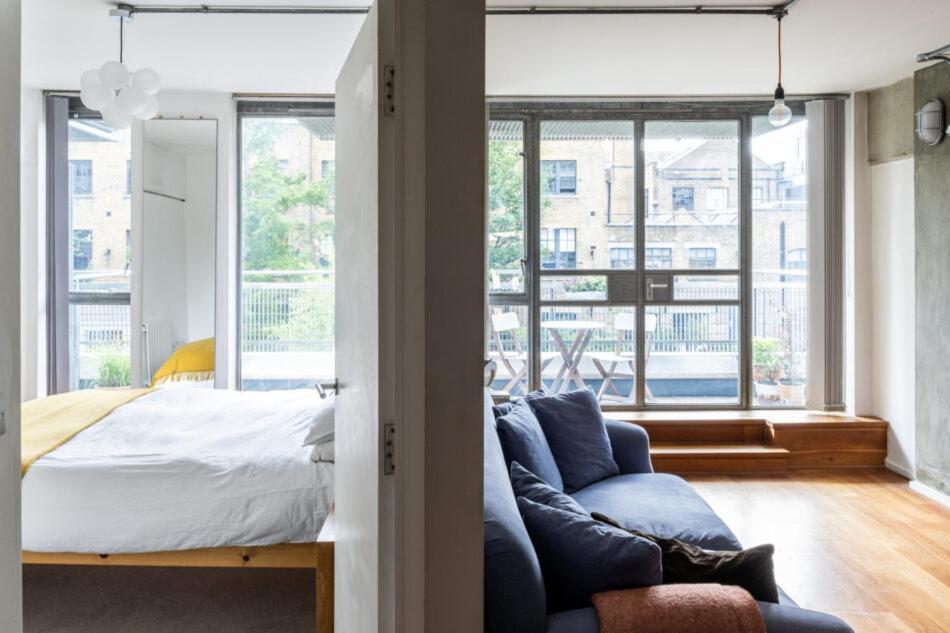 Altido Modern Flat With Canal Views Appartamento *